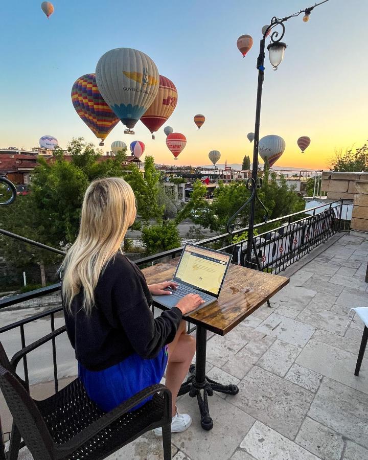 Nomads Cave Hotel & Rooftop Göreme Buitenkant foto